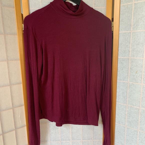 Splendid turtleneck - Picture 2 of 8